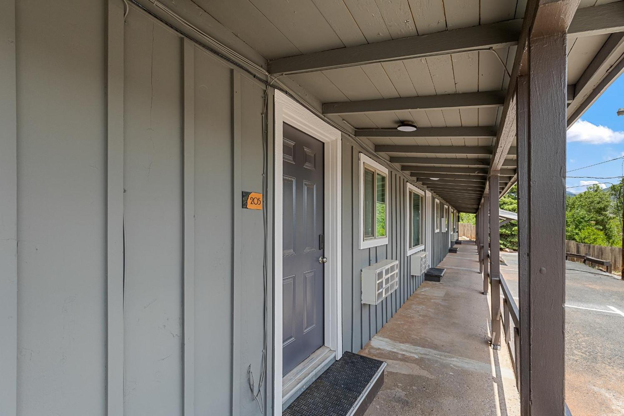 Venture At Route 66 Apartment แฟลกสตาฟ ภายนอก รูปภาพ